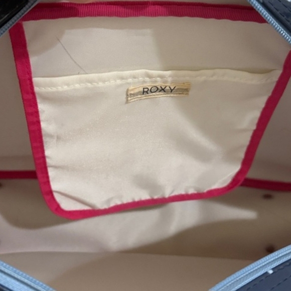 Roxy Dark Blue and Pink Travel Bag - Picture 3 of 5